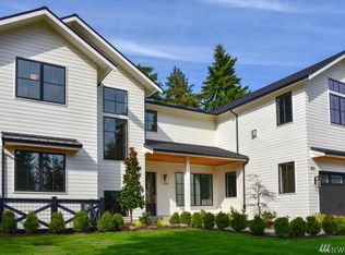 9022 SE 59th St, Mercer Island, WA 98040