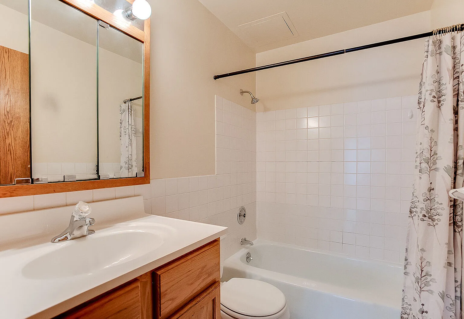 4052 Minnehaha Avenue — Photo 4