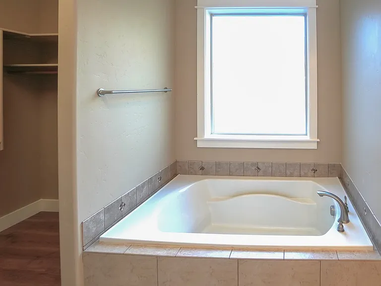 8848 W Ben St — Photo 27