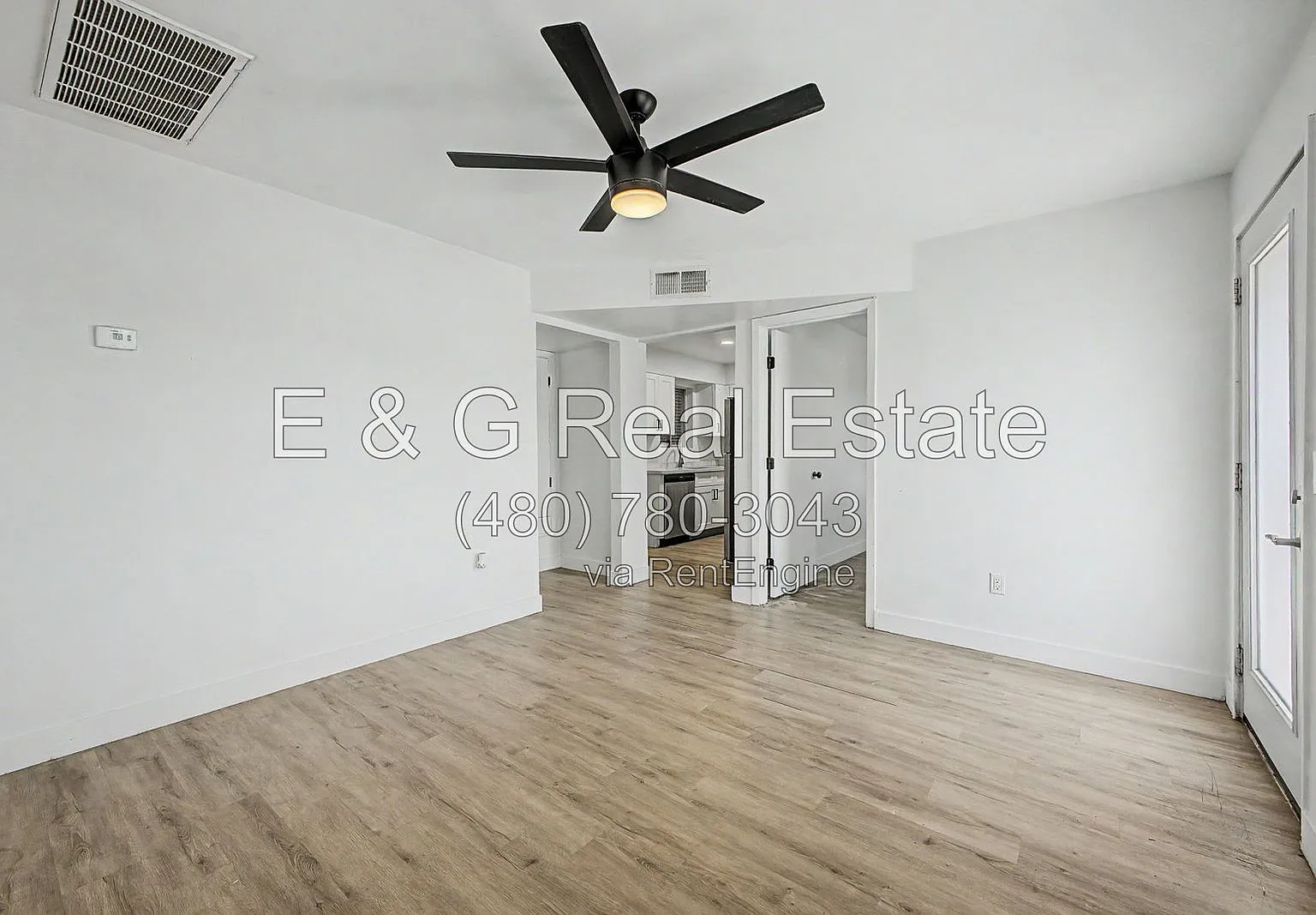 3 bed, 1.0 bath, 1050 sqft, $1,695 — Photo 4