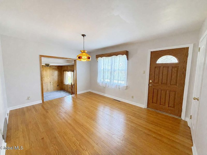 5th image of 1205 Highbridge Road