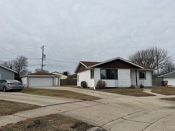 2nd image of 8536 18th Ave