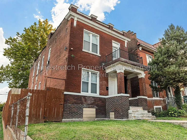 2732 Utah St #B — Photo 2
