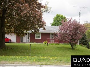 W1909 County Road P, Cambria, WI 53923