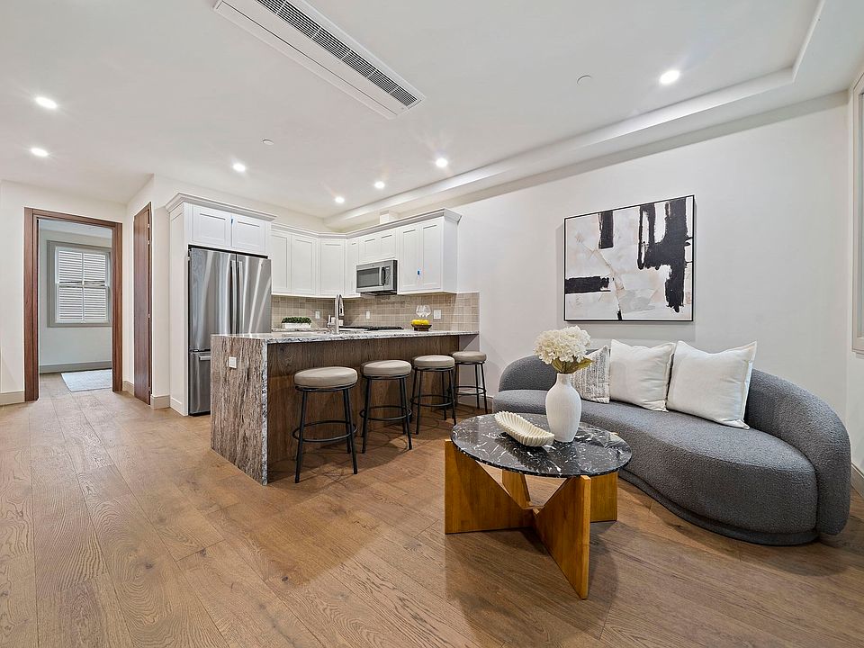 1st image of 4 Haynes St #1
