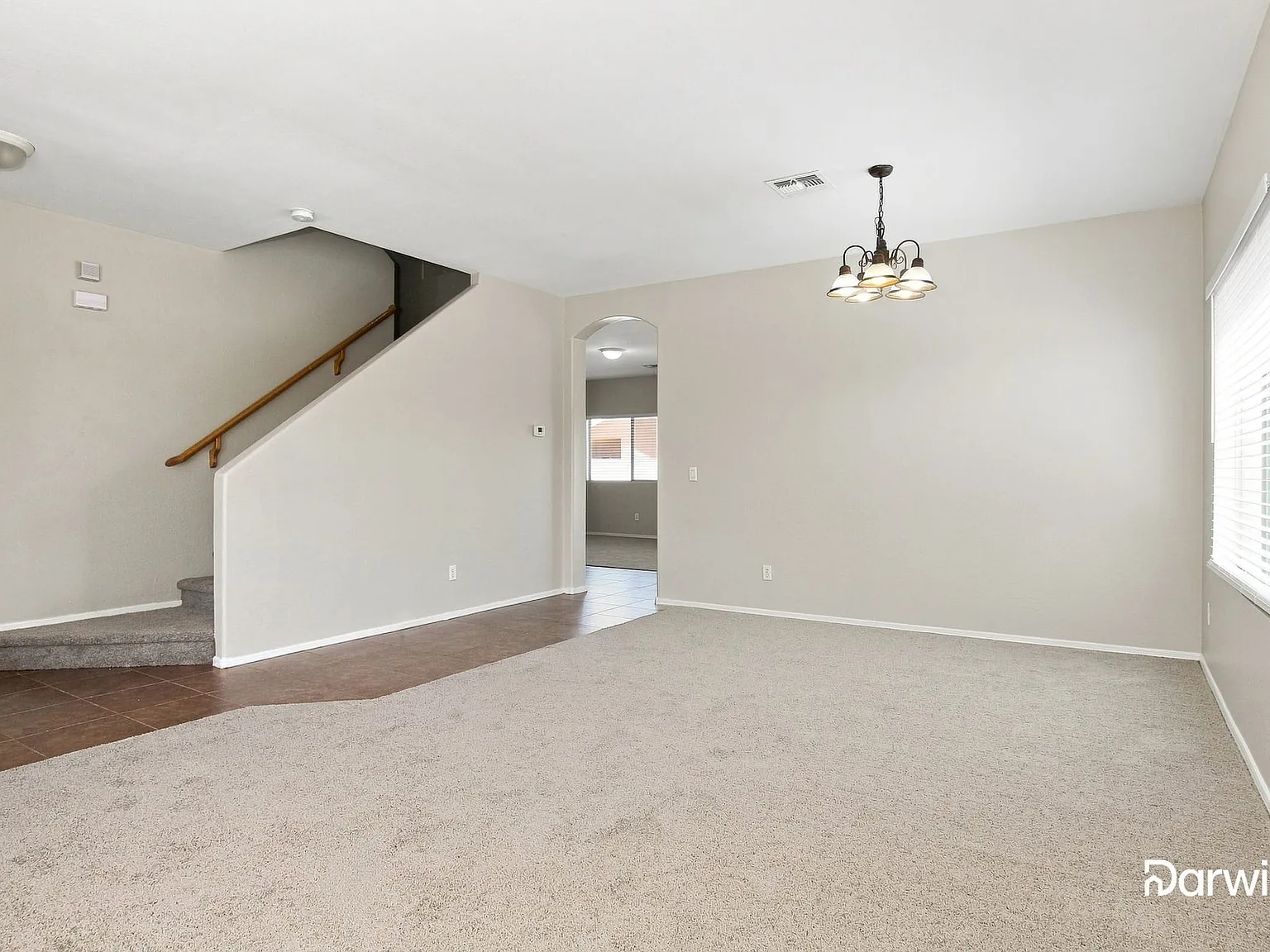 5 bed, 3.0 bath, 2634 sqft, $2,590 — Photo 4