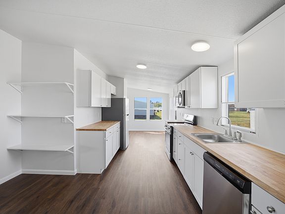 4th image of 741 Oak Stump Rd