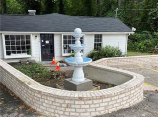 216 E Memorial Dr, Dallas, GA 30132