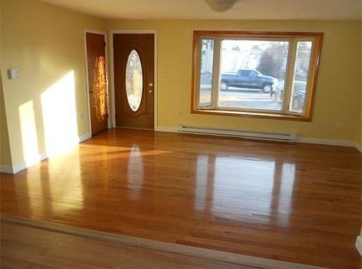 3rd image of 4 Harwood St