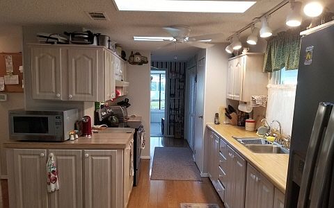 2nd image of 54 Pinecrest St