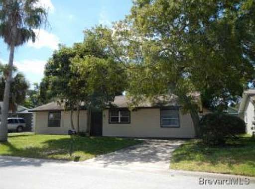 1st image of 1097 Riverdale Dr