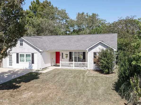 14188 N Country Hills Dr, Gulfport, MS 39503
