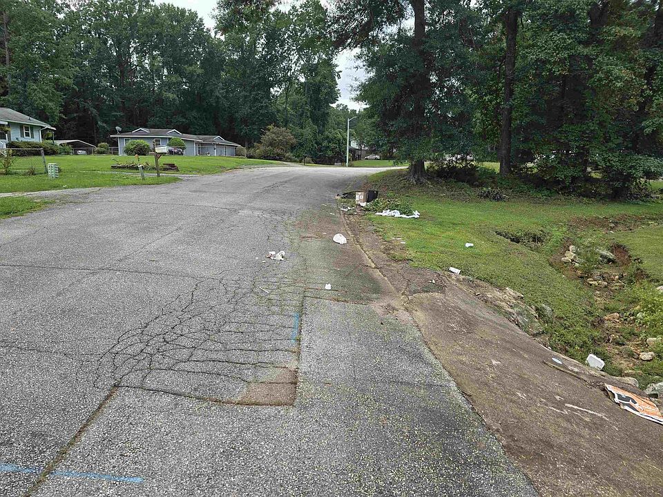 2nd image of 519 McCluney Dr