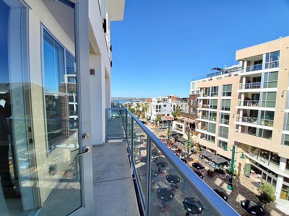 5th image of 554 W Date St #504