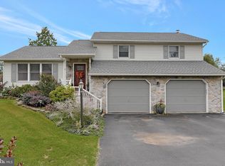 224 Chestnut Dr, Shippensburg, PA