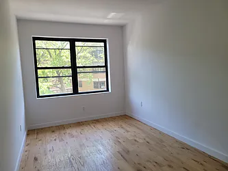 Rented by Capri Jet Realty Corp