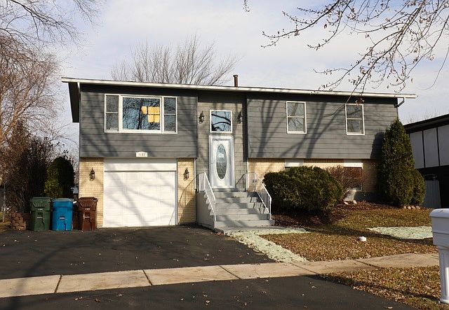 1st image of 5160 Roberta Ln