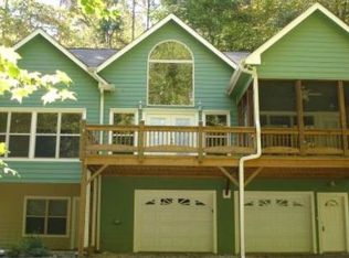 35 Maloof St, Helen, GA 30545