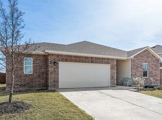 2544 Sanders Creek Dr, Red Oak, TX 75154