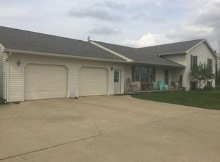 4315 Peck Rd, Brown City, MI 48416