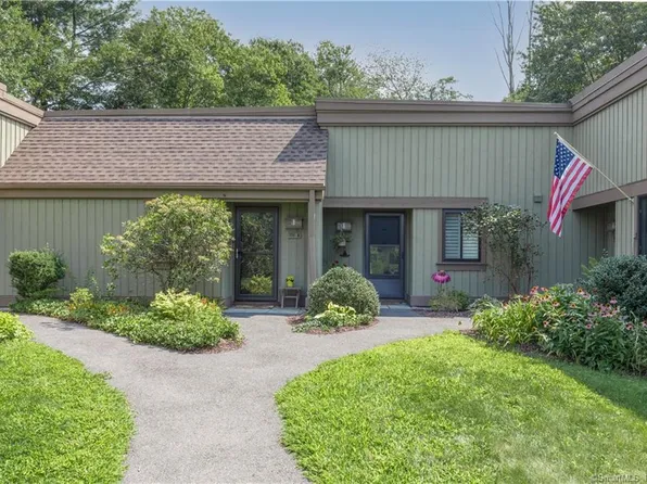 736 Heritage Village #B, Southbury, CT 06488