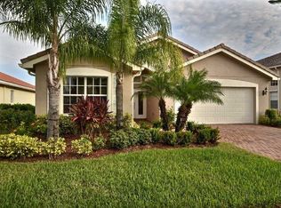 2070 Grey Falcon Cir SW, Vero Beach, FL 32962