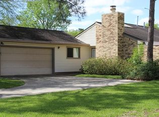 315 Wedgerock Dr, Webster, TX 77598