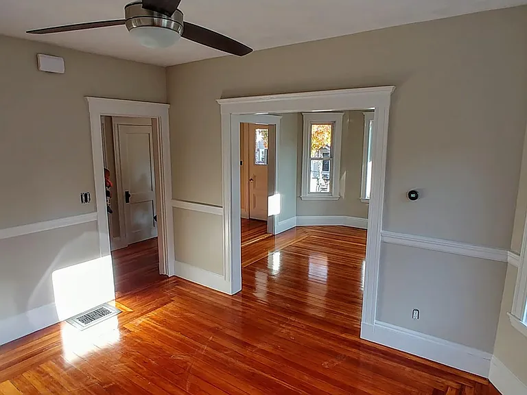 32 Peirce St — Photo 4
