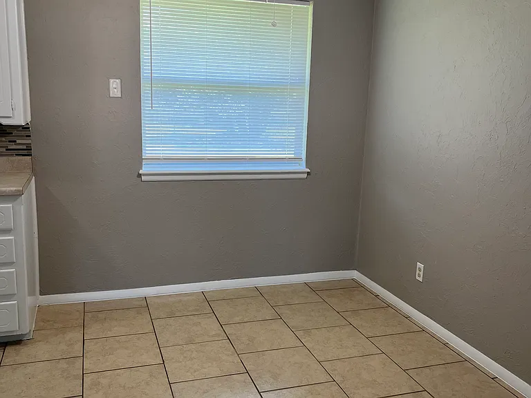 308 Arnold Ave #1 — Photo 7