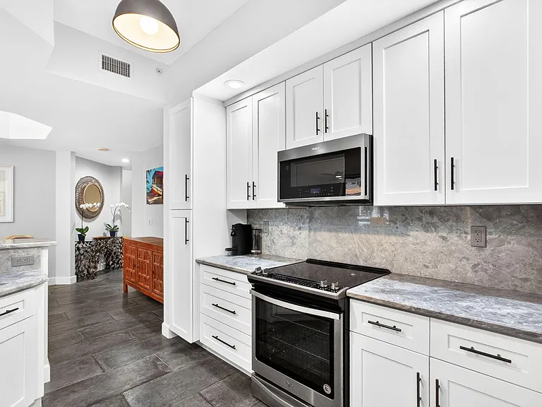 801 S Olive Ave #614 — Photo 11