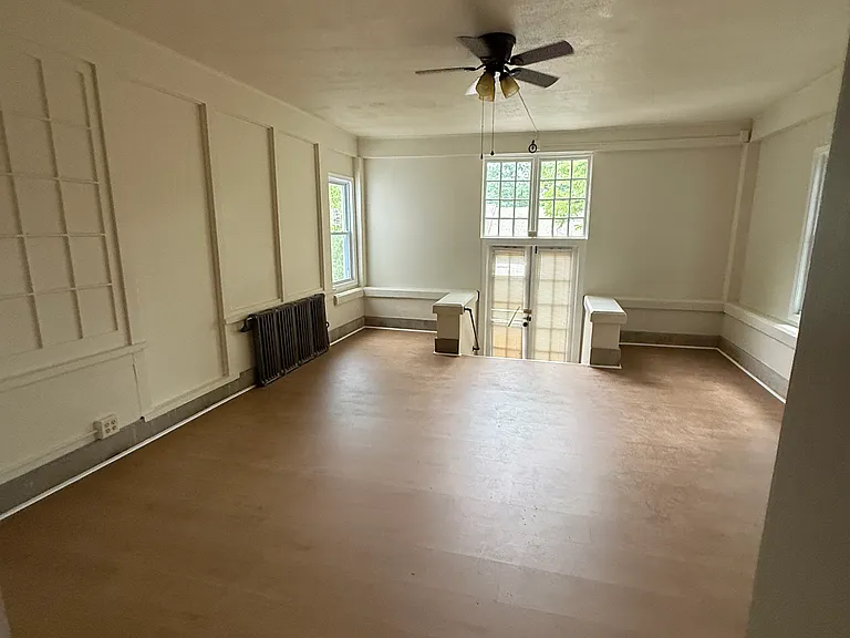 2110 W Walnut St #B — Photo 7