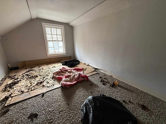 4th image of 112 E Fernwood Ave