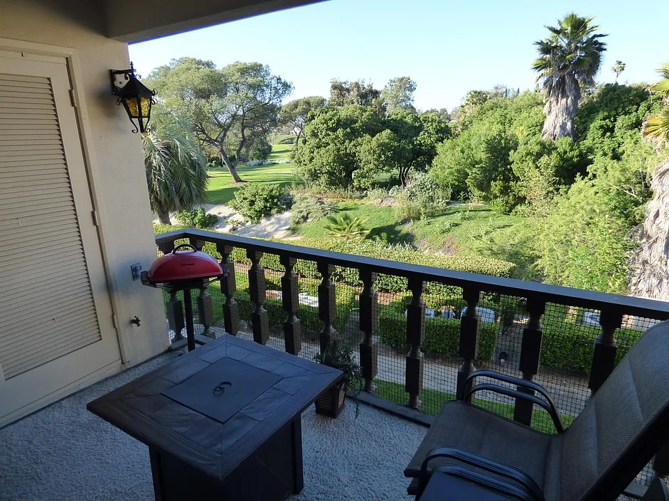 12178 Rancho Bernardo Rd #B