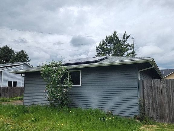 2nd image of 158 Alturas Dr