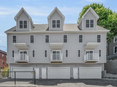 28 Broadway #2, Haverhill, MA, 01832