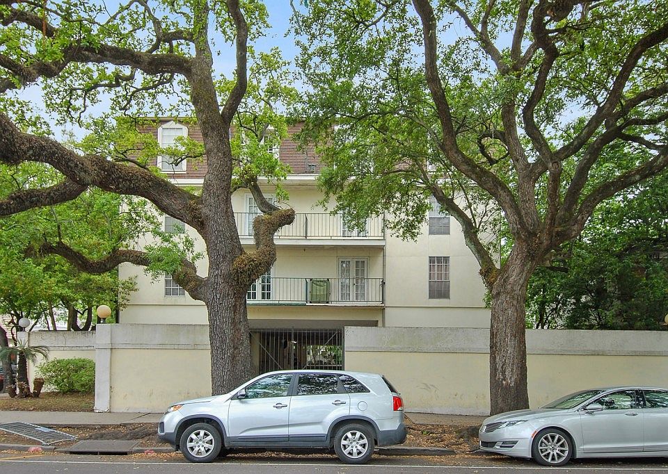 1st image of 3625 Saint Charles Ave APT 4F