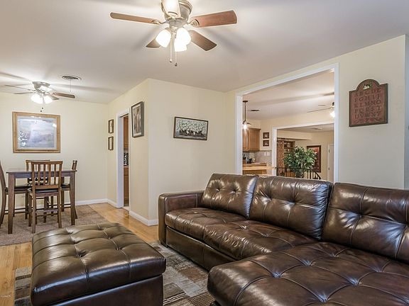 3rd image of 3406 Patterson Dr