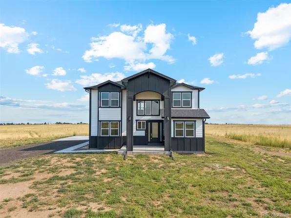49601 E 56th Avenue, Bennett, CO 80102