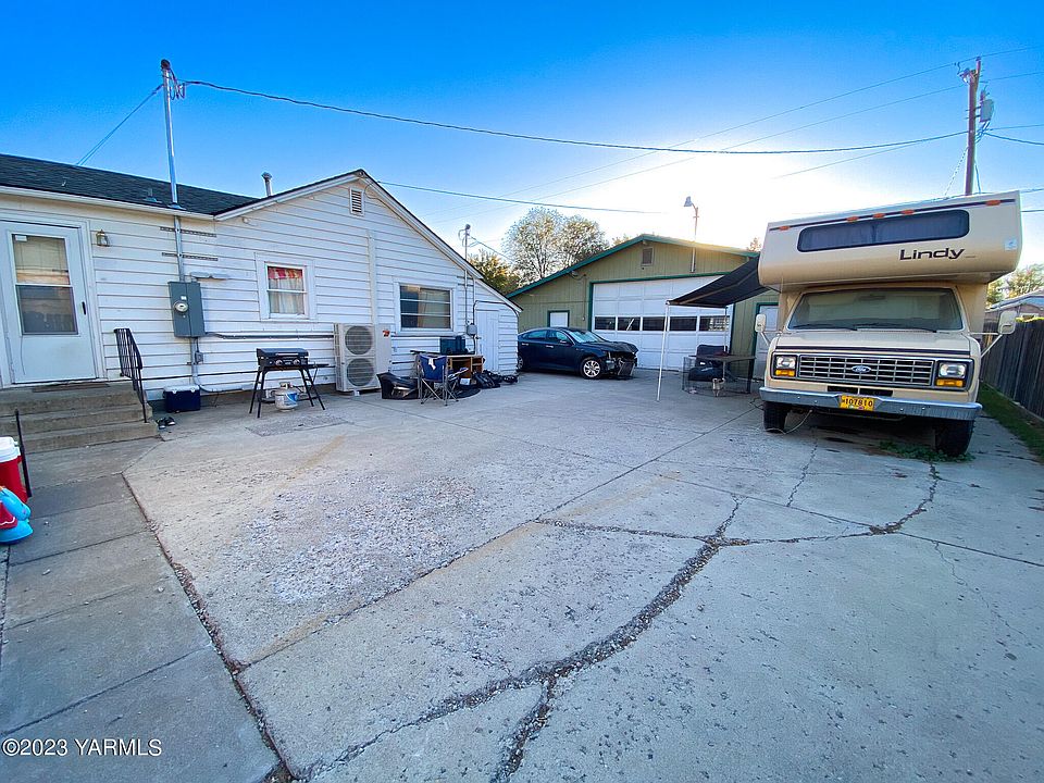 2nd image of 2008 S 3rd Ave