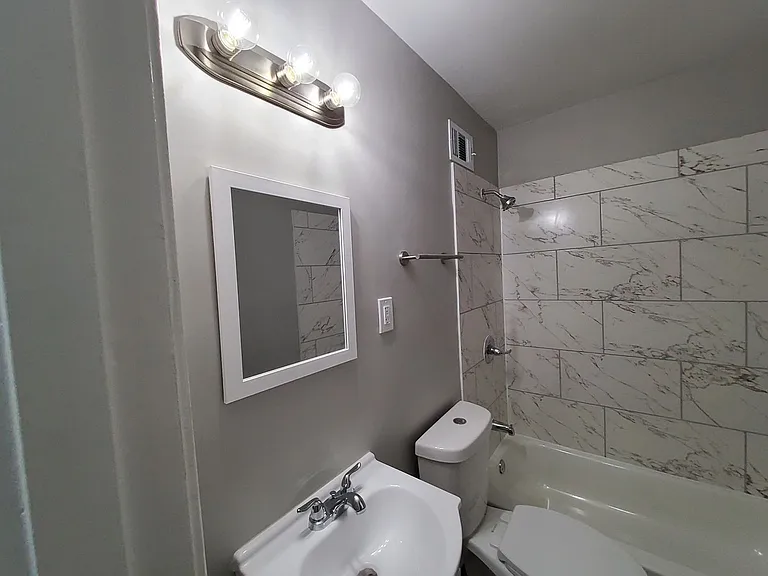 3370 Powers Rd — Photo 3