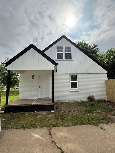 124 E Northrup Dr Photo 1