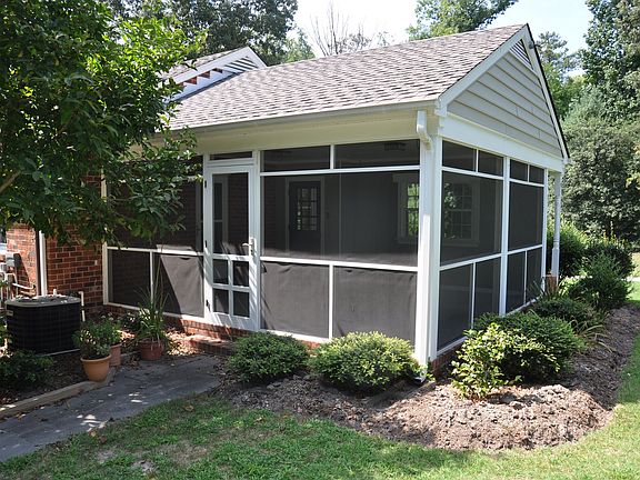 3rd image of 5141 Jessup Rd