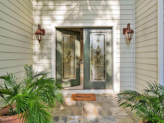 3rd image of 200 Duckwood Ln