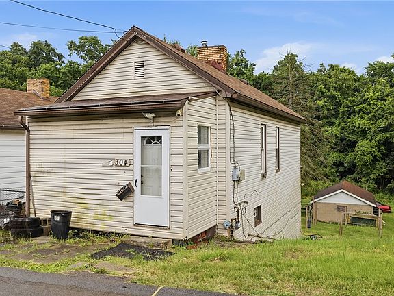 3rd image of 304 Division St