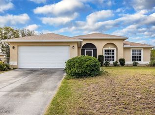 2904 NE 7th Ave, Cape Coral, FL 33909