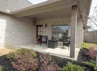 37 Savannah Cir, Brandon, MS 39047