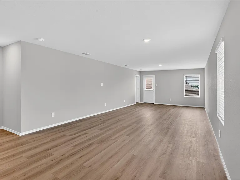 5533 Flannel Ln — Photo 10