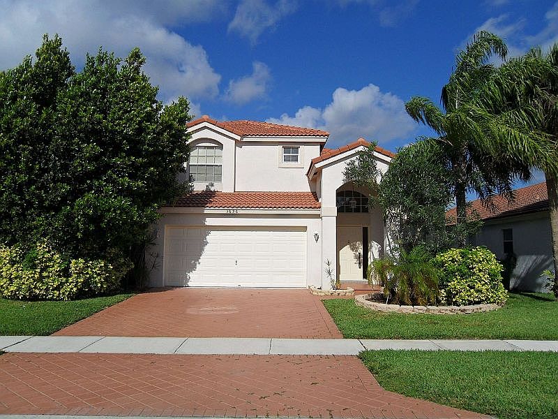 1st image of 3696 Miramontes Cir
