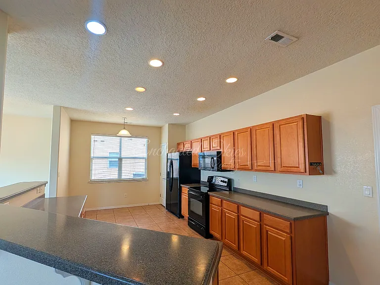 7905 Sierra Altos Pl NW — Photo 4