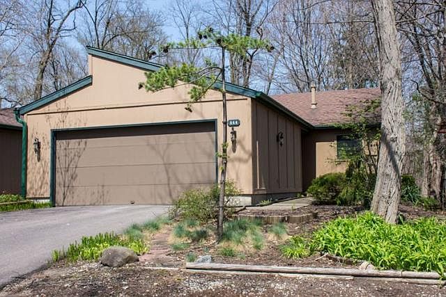 1st image of 844 Trailridge E